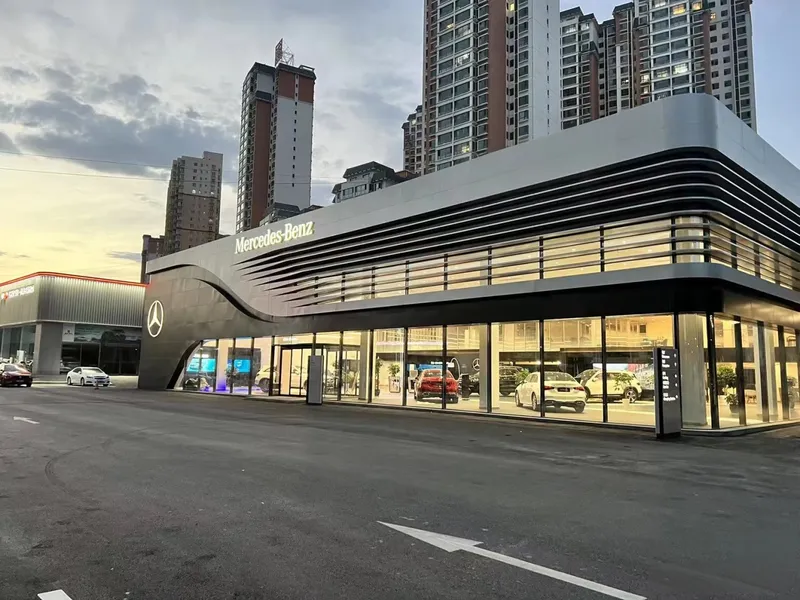 Benz Showroom