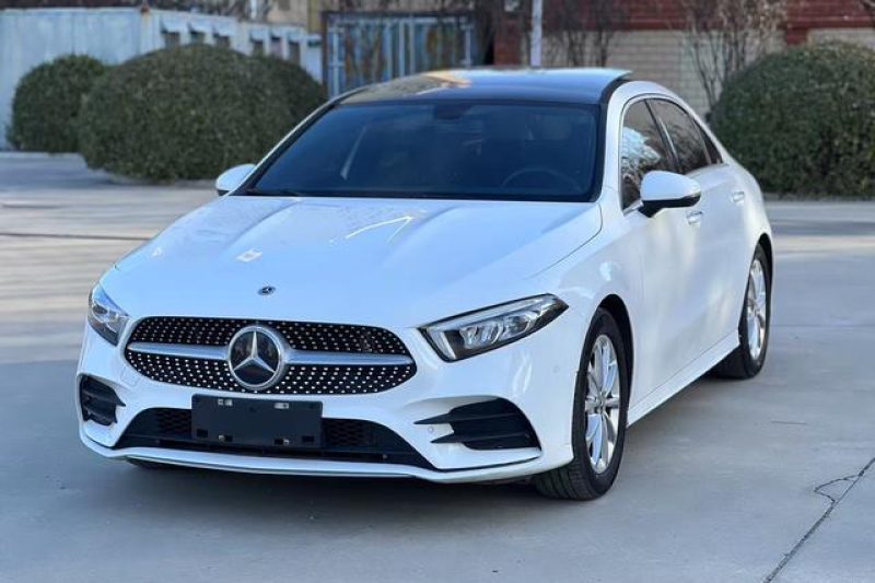 2021 Mercedes-Benz A200L Sport Sedan Dynamic Edition Left-Hand Drive Luxury Configuration Premium Used Car with Low Mileage Supports Used Car Export with Complete Documentation