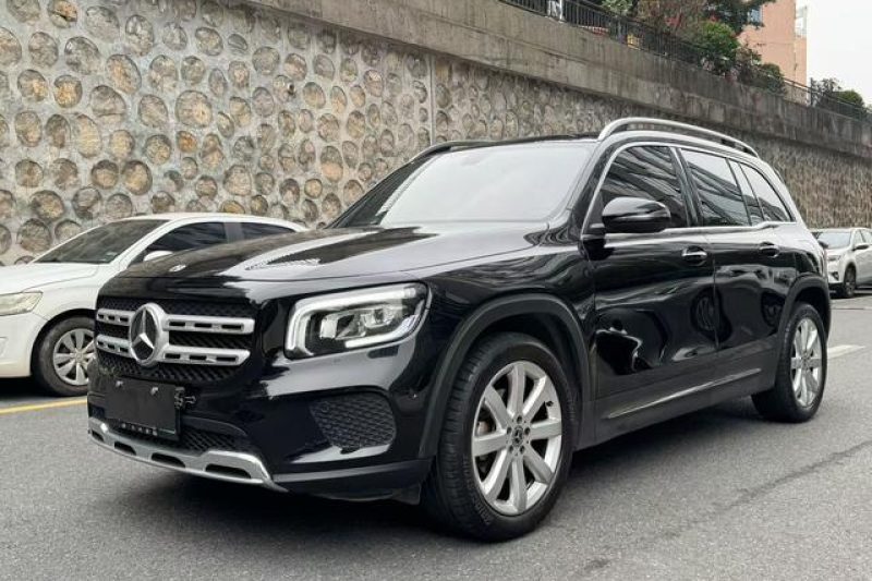 2020 Mercedes-Benz GLB 200 7-Seater Spacious Interior High Value Premium Condition Sea Freight Available Fully Equipped + Low Mileage Left-Hand Drive Used Car Export