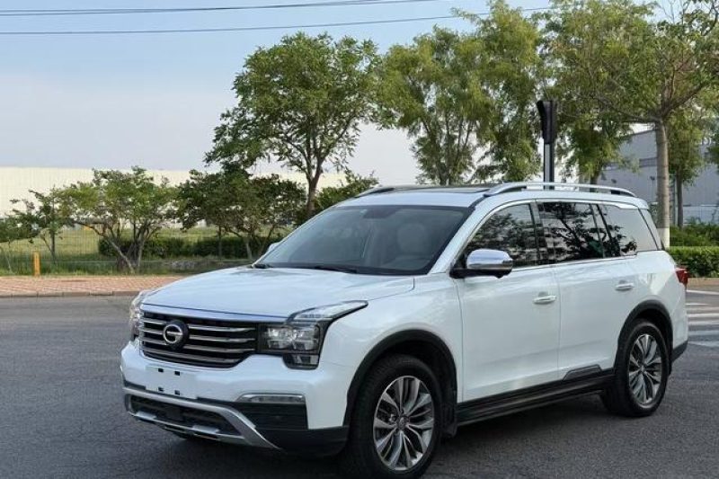 2017 GAC GS8 2WD Luxury Smart Connect 7-Seater Spacious Interior 2.0T High-Power Used Vehicles Exported to Africa Market Selling Like Hotcakes