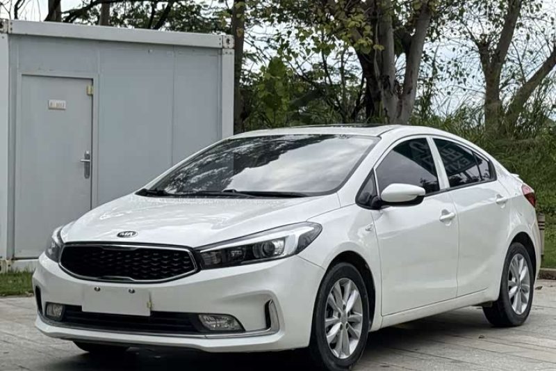 2017 Kia K3 1.6L Automatic, низкий расход топлива, простота обслуживания, легкодоступные запчасти, экспортируется в Африку, долговечный и надежный, экономичный седан, соответствует требованиям экспорта