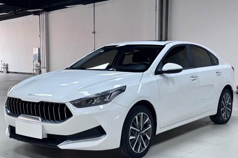 2023 Kia K3 1.5L CVT бензин низкий расход левый привод большой пространство подержанный автомобиль соответствует для экспорта на африканский рынок