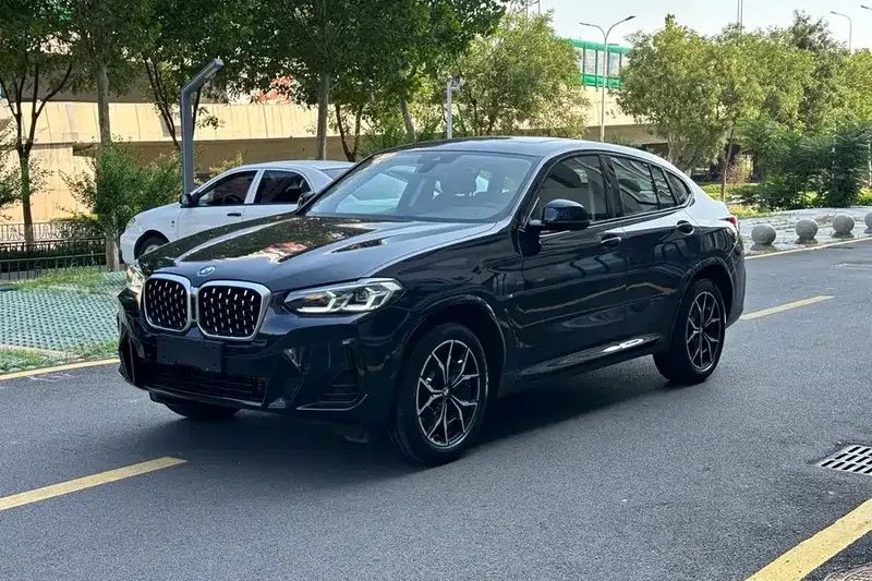 2022 BMW X4 XDrive25Li Китай Б/у автомобиль Автоматическая коробка передач R19 Шины Кожаные сиденья Б/у автомобили из Китая Полный привод Б/у автомобили Bmw