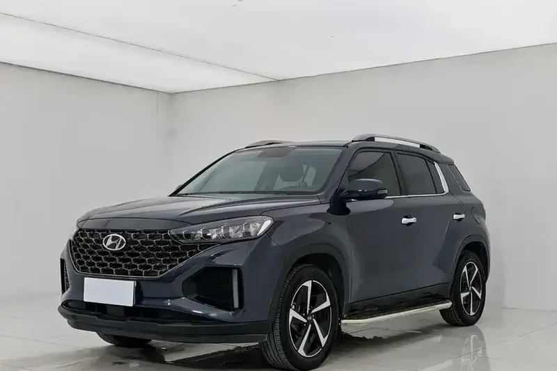 2021 Beijing Hyundai ix35 2.0L FWD GLS Leading Faux Leather Seats 8-Way Power Driver Seat 4-Way Manual Passenger Seat